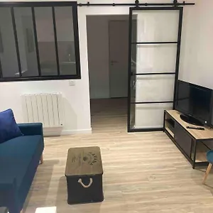  Appartement T2 A 50 Metres De La Gare France